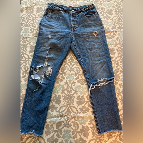 Levi's Denim - Levi Jeans, High-Rise, Distressed, Size 27 or 4